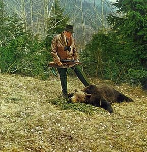 Tito 24 908. tito medved