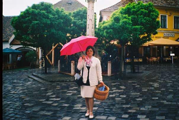 Svetlana u Sent Andreji maj 2004 01 A